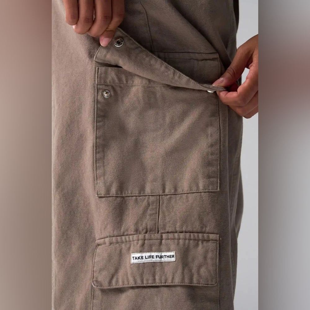 TLF Apparel LOW RISE OVERSIZED CARGO JOGGERS - Picture 4 of 6